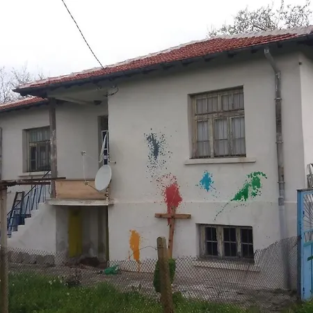 Kremesti Pensiune